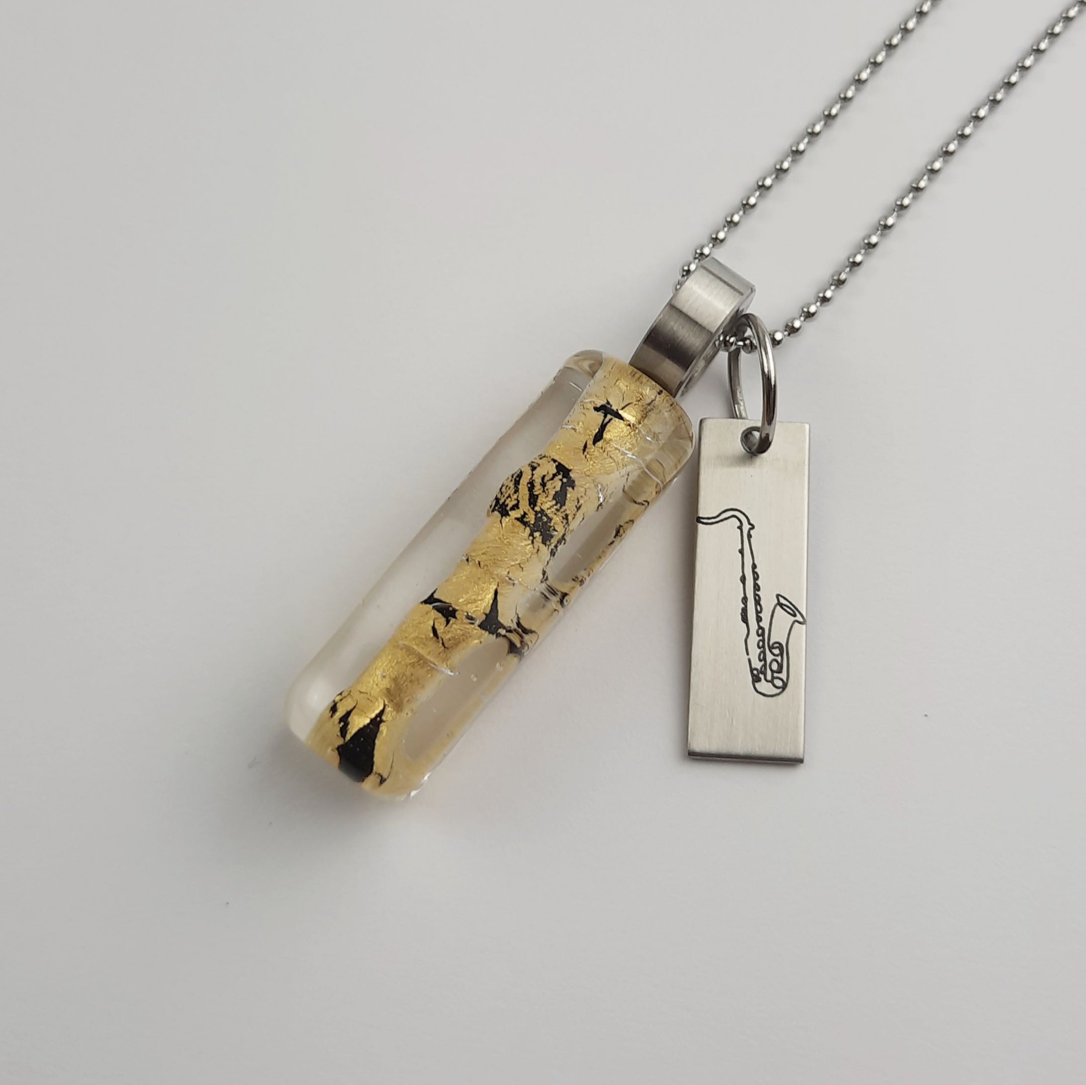 Collier de musicien fait main – Saxophone One-Line